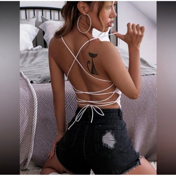 NWOT SHEIN WHite Backk Strapless - Picture 1 of 4